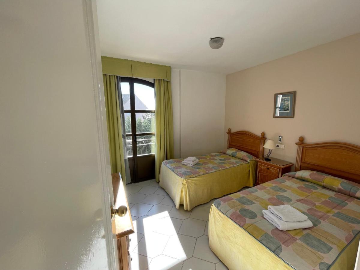 Apartamentos El Toro Марбеля Екстериор снимка